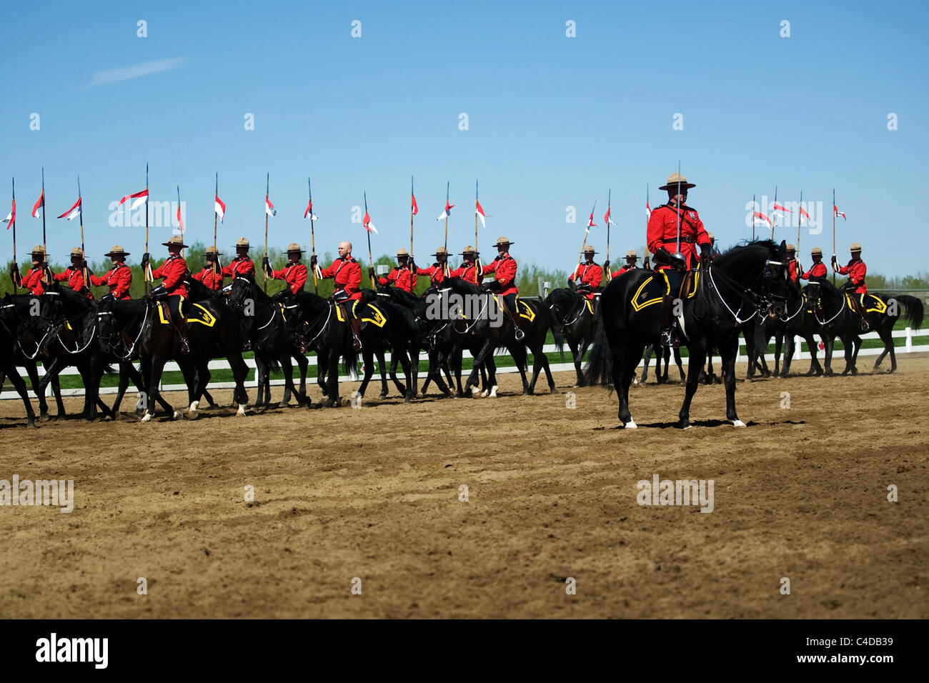 Maggio 2011, Ottawa, Ontario in Canada. Immagini dalla Royal Canadian polizia montata musicale del giro i commissari di revisione. Foto Stock