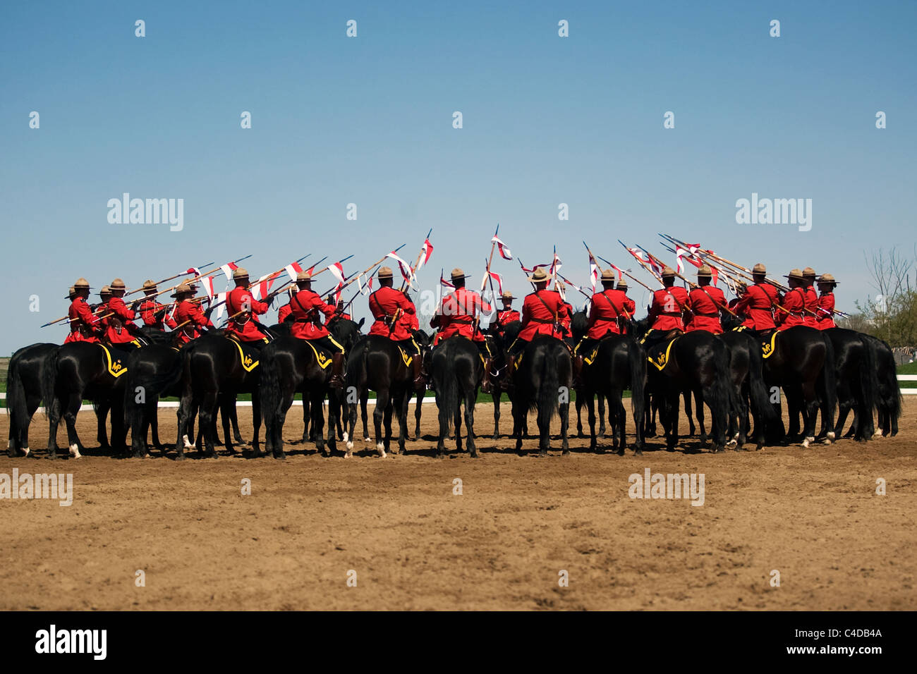 Maggio 2011, Ottawa, Ontario in Canada. Immagini dalla Royal Canadian polizia montata musicale del giro i commissari di revisione. Foto Stock