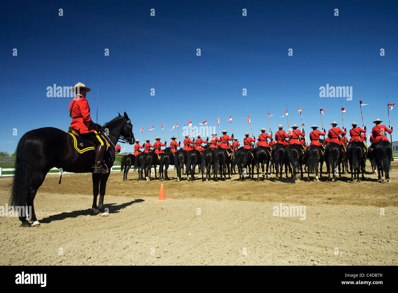 Maggio 2011, Ottawa, Ontario in Canada. Immagini dalla Royal Canadian polizia montata musicale del giro i commissari di revisione. Foto Stock