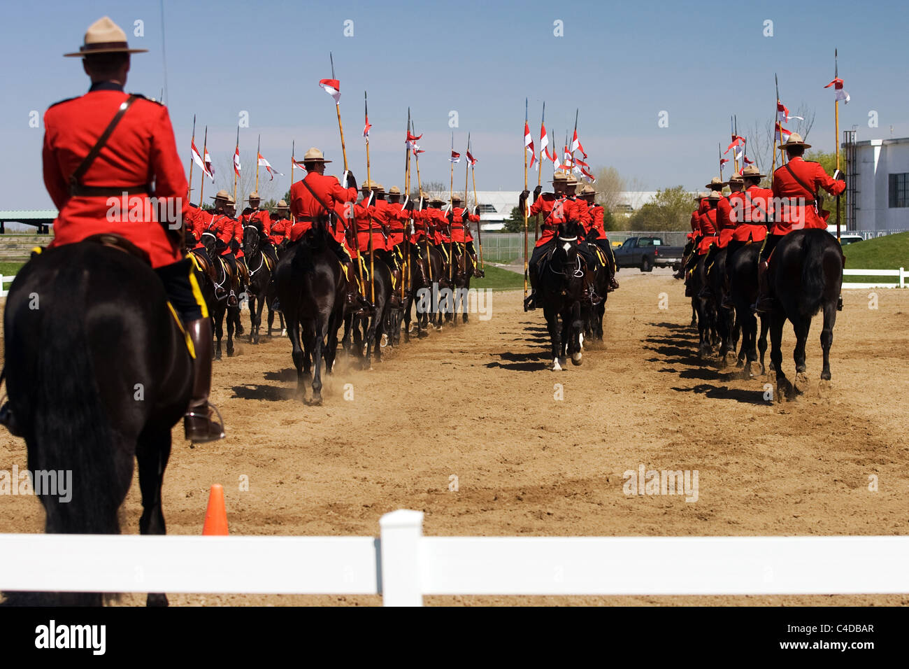 Maggio 2011, Ottawa, Ontario in Canada. Immagini dalla Royal Canadian polizia montata musicale del giro i commissari di revisione. Foto Stock