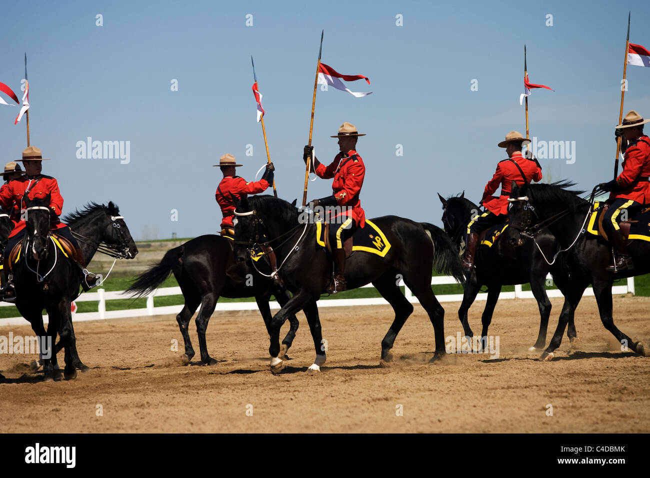 Maggio 2011, Ottawa, Ontario in Canada. Immagini dalla Royal Canadian polizia montata musicale del giro i commissari di revisione. Foto Stock