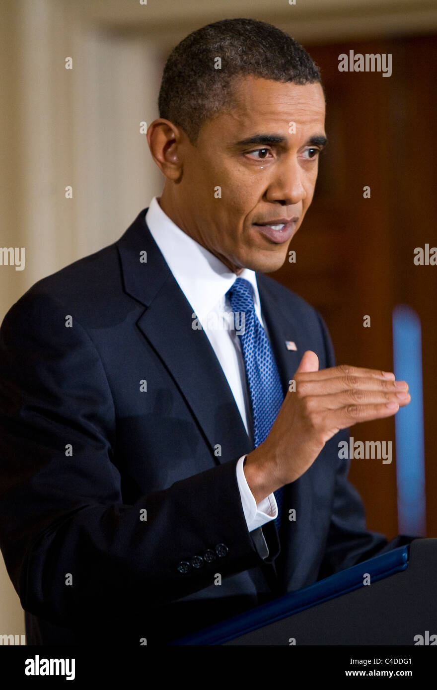Il presidente Barack Obama parla nella Sala Est della Casa Bianca. Foto Stock