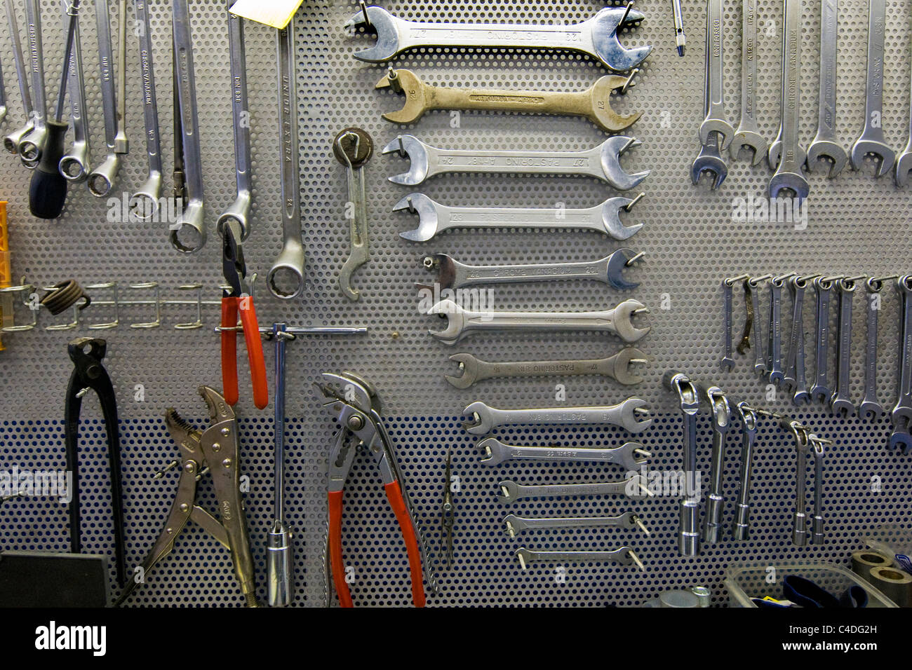 Workshop, Scooter & Lambretta museum, Rodano, provincia di Milano, Italia Foto Stock