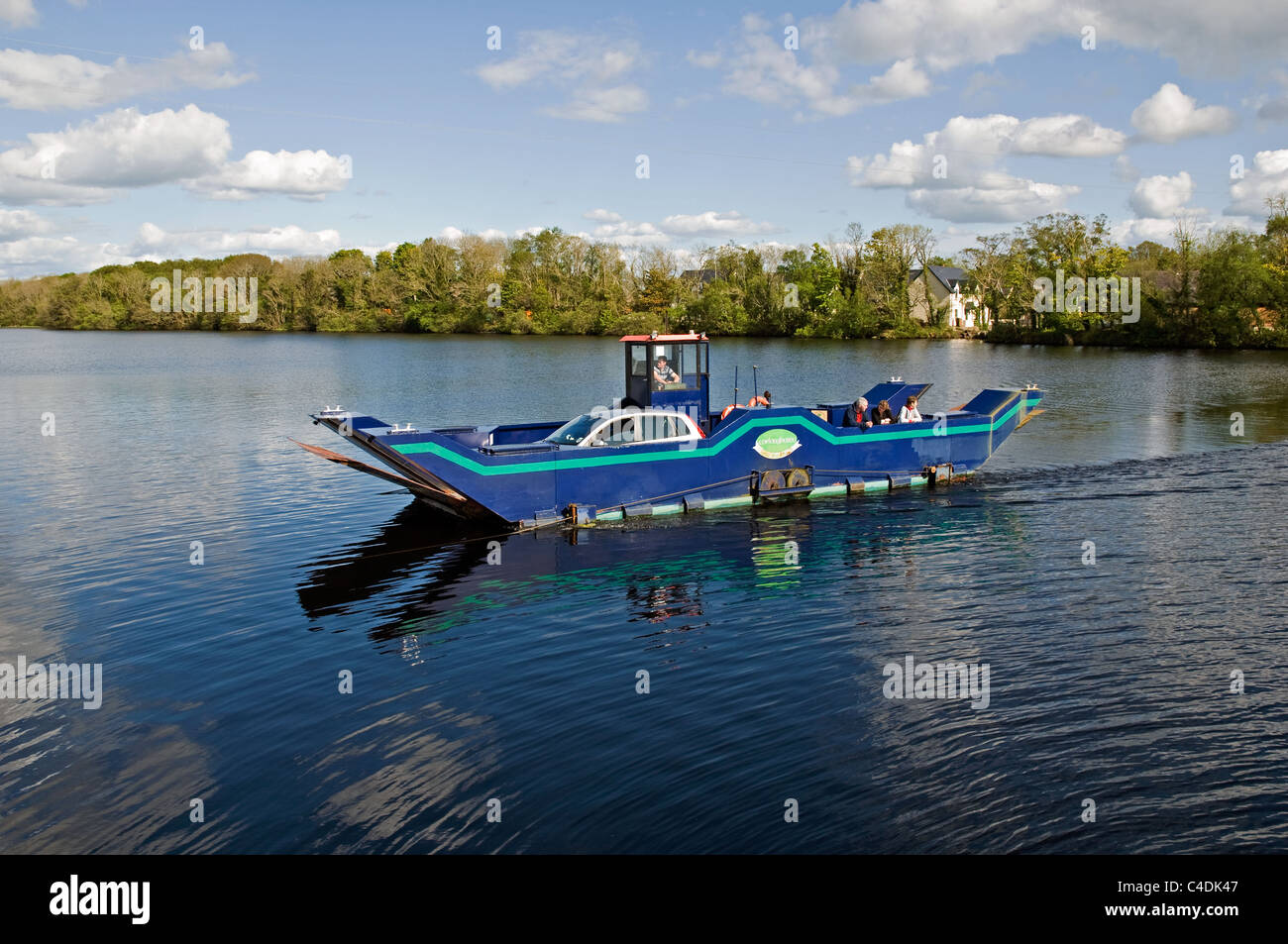 Lusty Beg Traghetto per trasporto auto e passeggeri, inferiore del Lough Erne, County Fermanagh, Irlanda del Nord Foto Stock