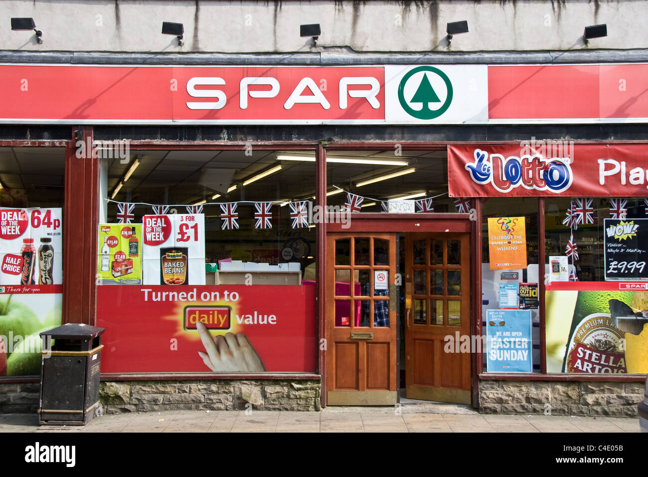 Spar supermercato, Hebden Bridge, West Yorkshire, Inghilterra, Regno Unito Foto Stock