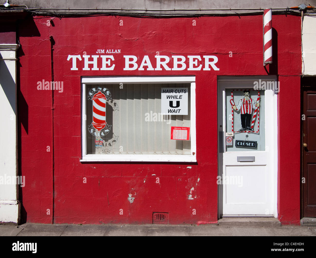 Tradizionale Negozio Barbieri, Perth, Scozia Foto Stock