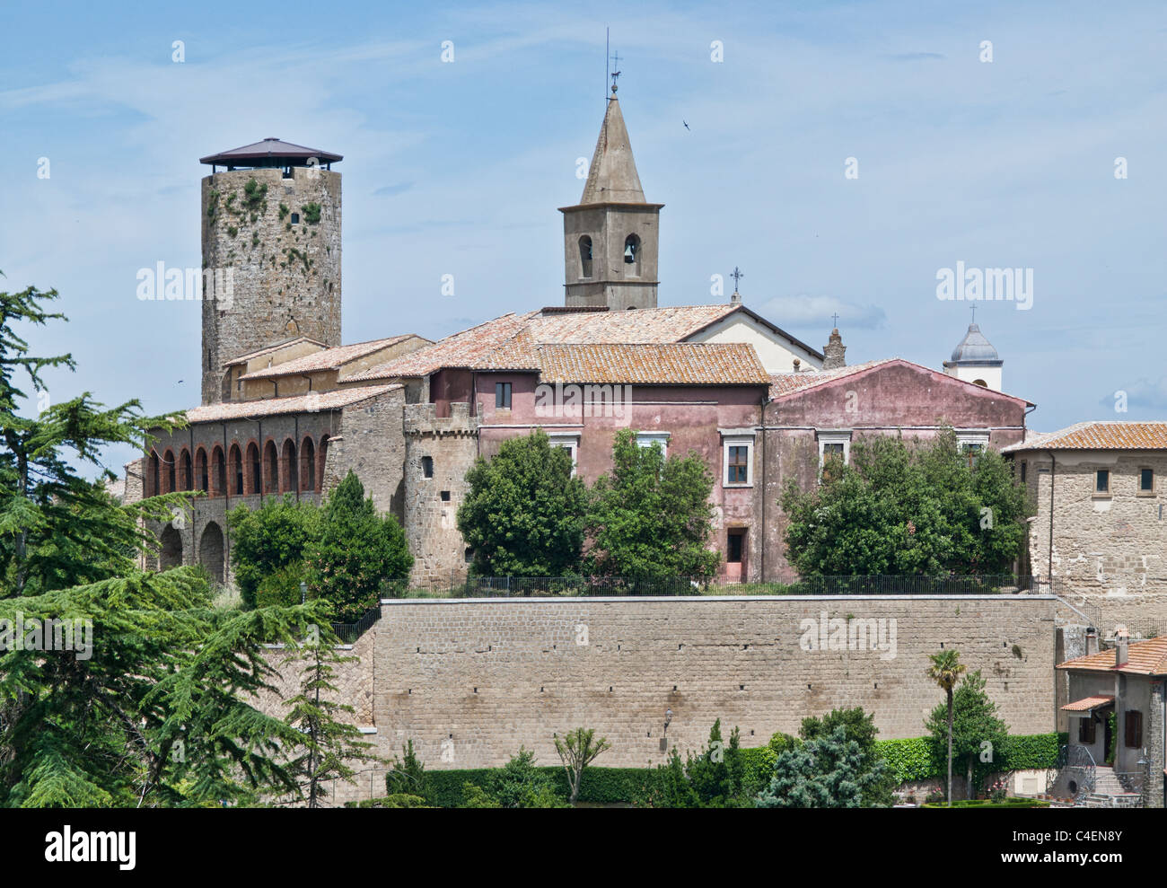 Veduta della Rocca Farnese di Valentano, Italia centrale. Foto Stock