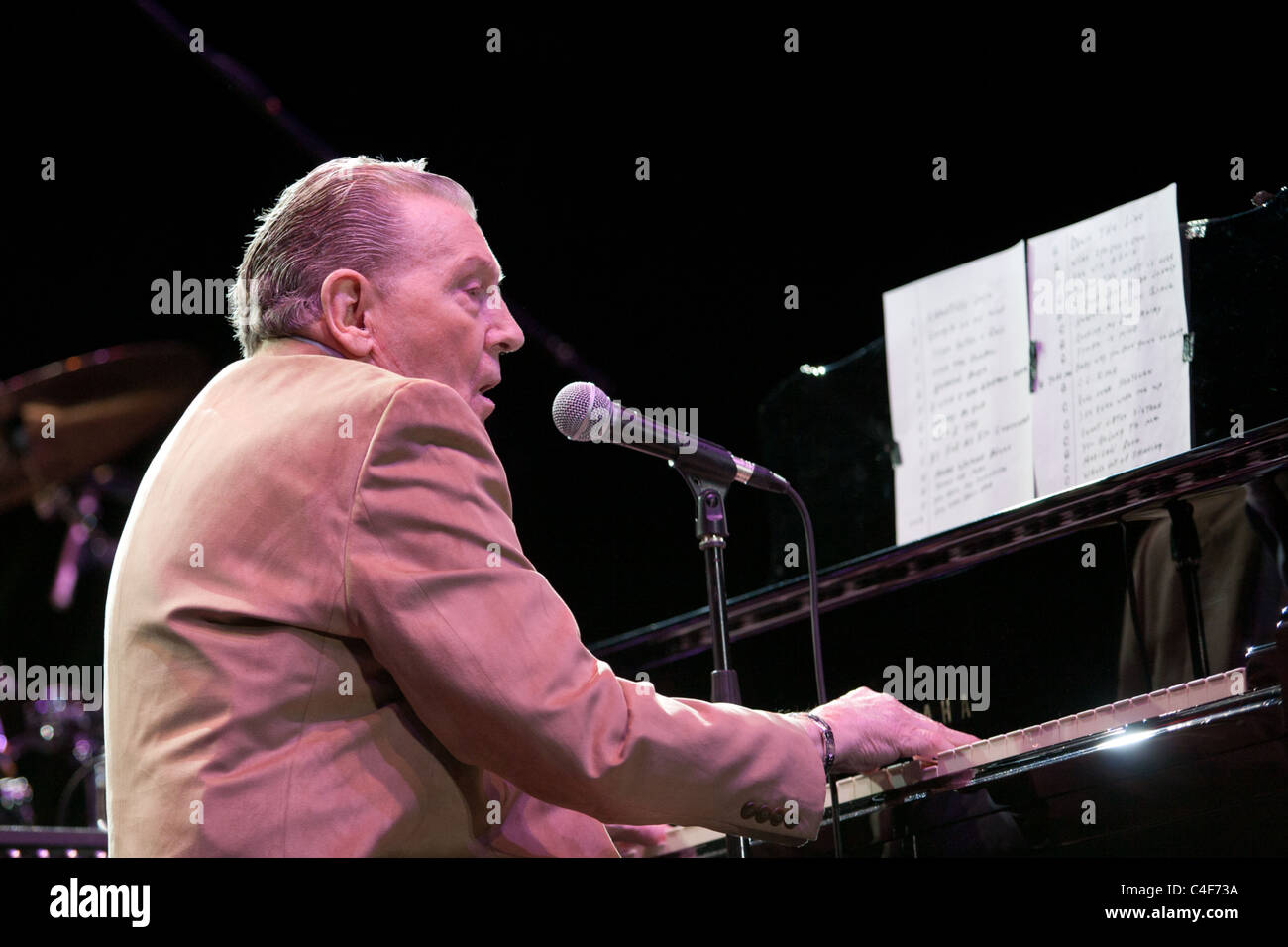 Jerry Lee Lewis giocando sul concerto a Budapest, Ungheria, 2010.10.31 Foto Stock