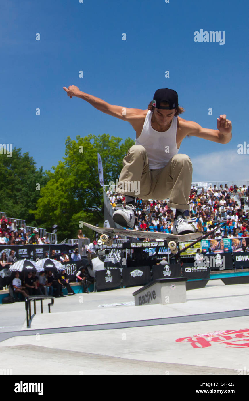 Lo skater professionista Eli Reed competere nel 2011 Maloof Money Cup Foto Stock