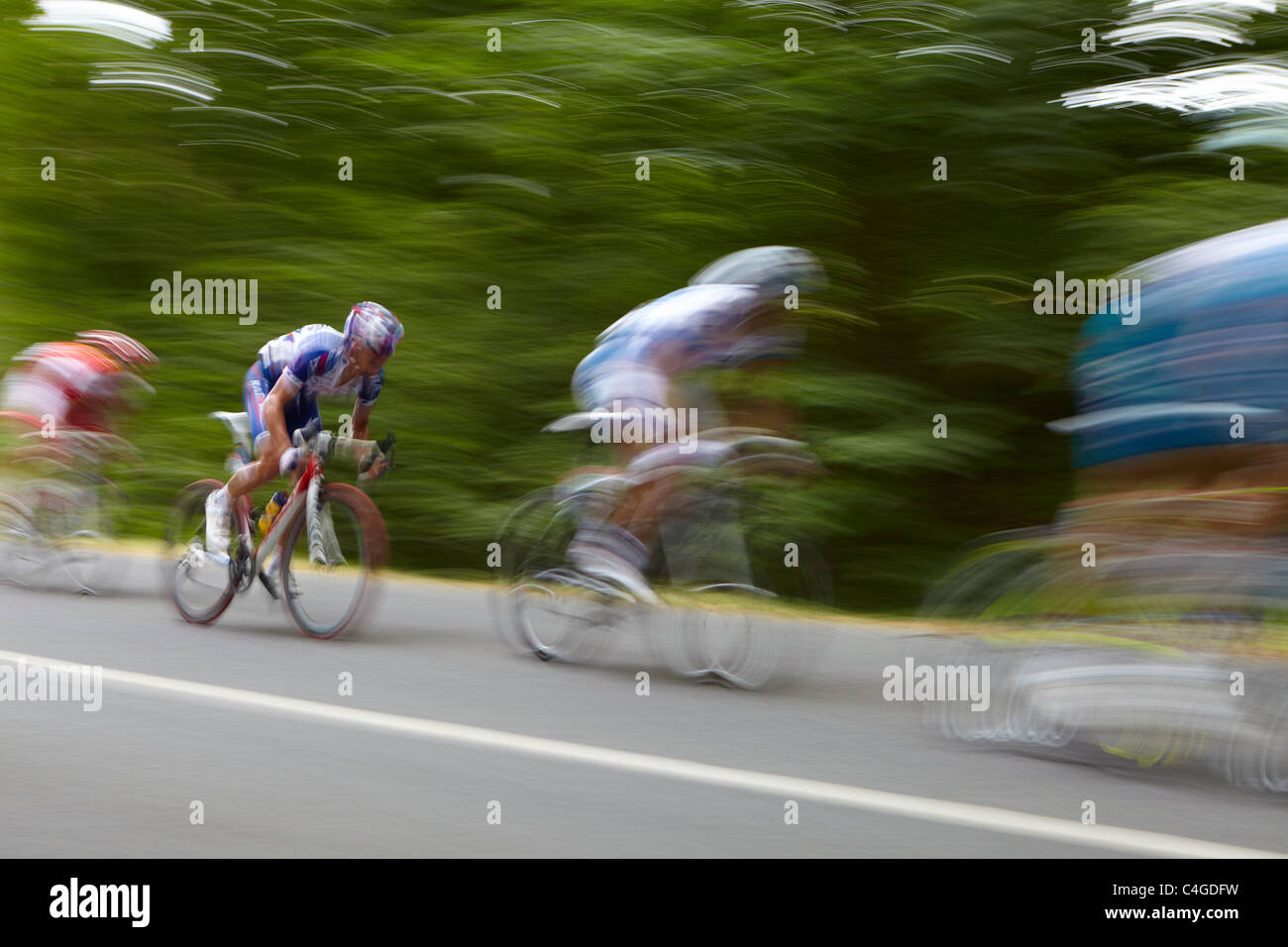Il Tour de France passa attraverso nr Revel, Midi-Pirenei, Languedoc-Roussillon, Francia Foto Stock