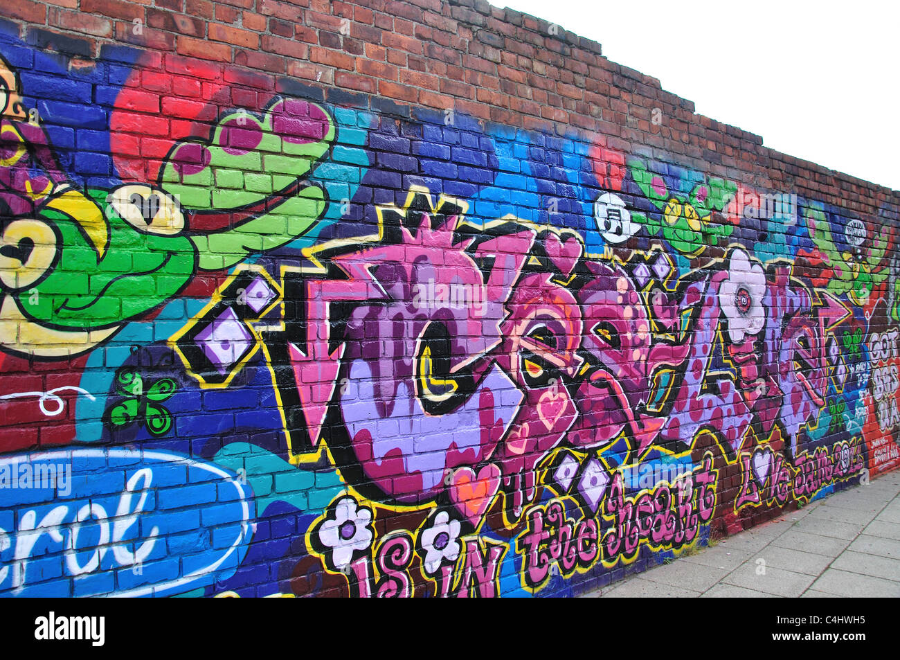 Arte dei graffiti sul muro, Gateshead, Tyne and Wear, England, Regno Unito Foto Stock