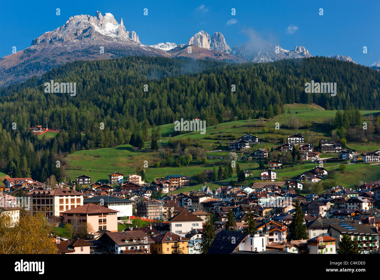 Moena verso Sas da Ciamp, Trentino Alto Adige, Italia, Europa Foto Stock