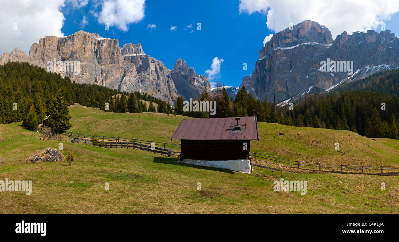 Vista verso il Piz Selva dalla funivia Pradel-Rodella, Pecol, Trentino Alto Adige, Dolomiti, Italia, Europa Foto Stock