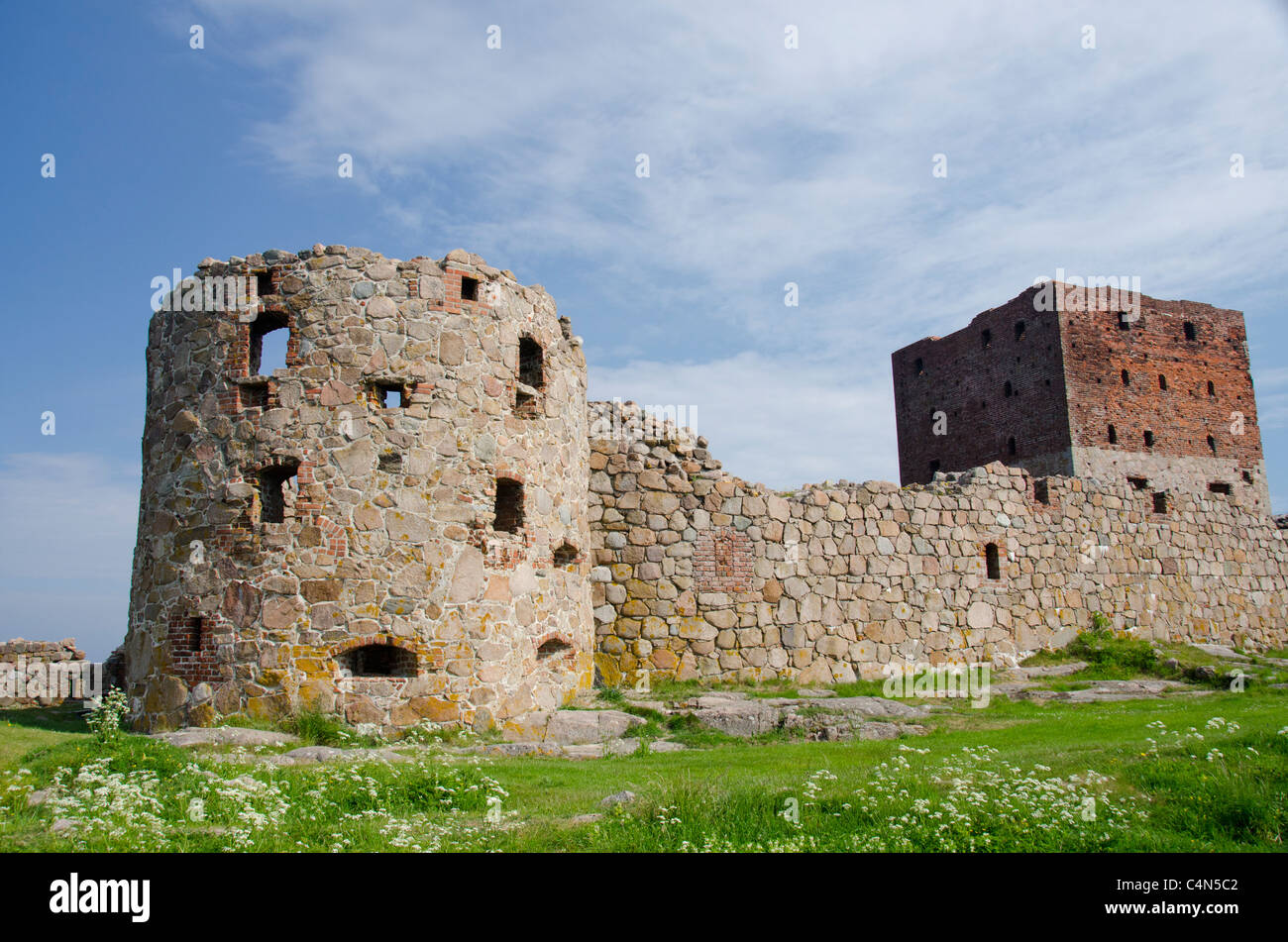 La Danimarca, l'isola di Bornholm. Rovine del Castello di Hammershus, il più grande castello rovina nel Nord Europa. Foto Stock