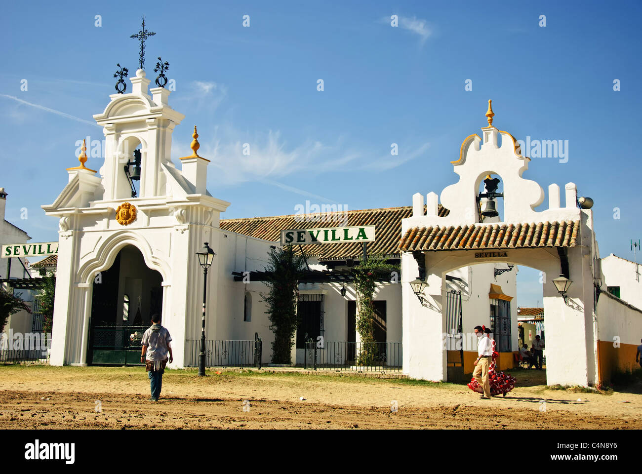 Il tradizionale pellegrinaggio - Romeria in El Rocio. (Festival), Huelva, Andalusia, Spagna (Hermandades Sevilla). Foto Stock