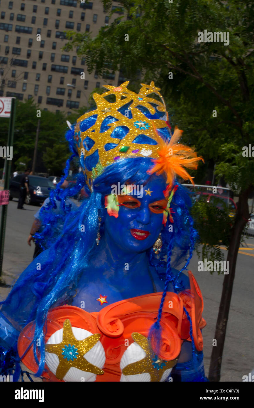 Blue Mermaid al 2011 Mermaid Parade a Coney Island a Brooklyn, New York il 18 giugno 2011 Foto Stock