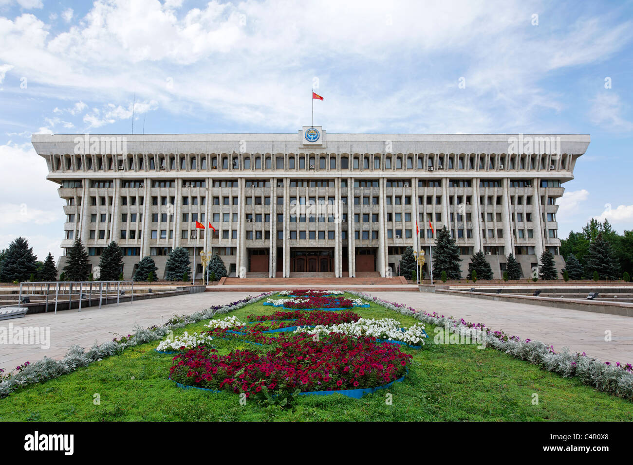 Kyrgyzstan - Bishkek - la Casa Bianca, presidenziali ufficio edificio Foto Stock