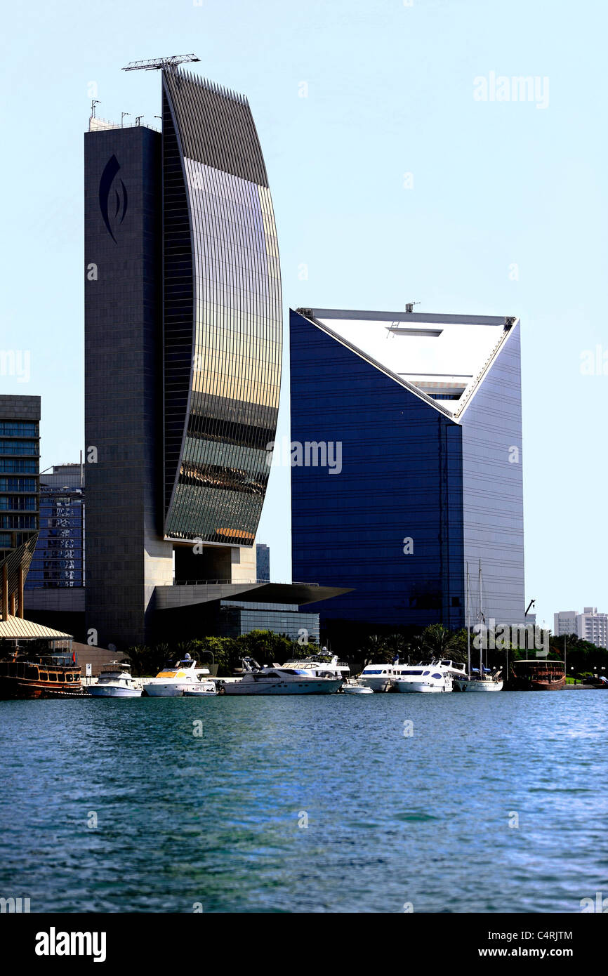 La sede centrale della Banca nazionale di Dubai, NBD, Deira, Dubai, Emirati Arabi Uniti, Medio Oriente Foto Stock