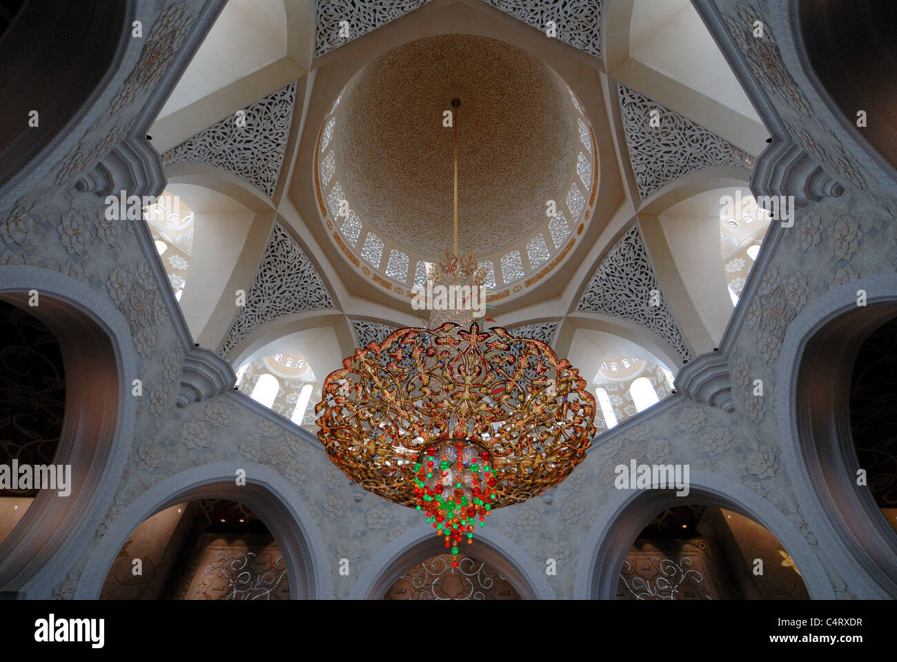 Lampadario Dettaglio, Sheik Zayed moschea, Abu Dhabi, Emirati arabi uniti Foto Stock
