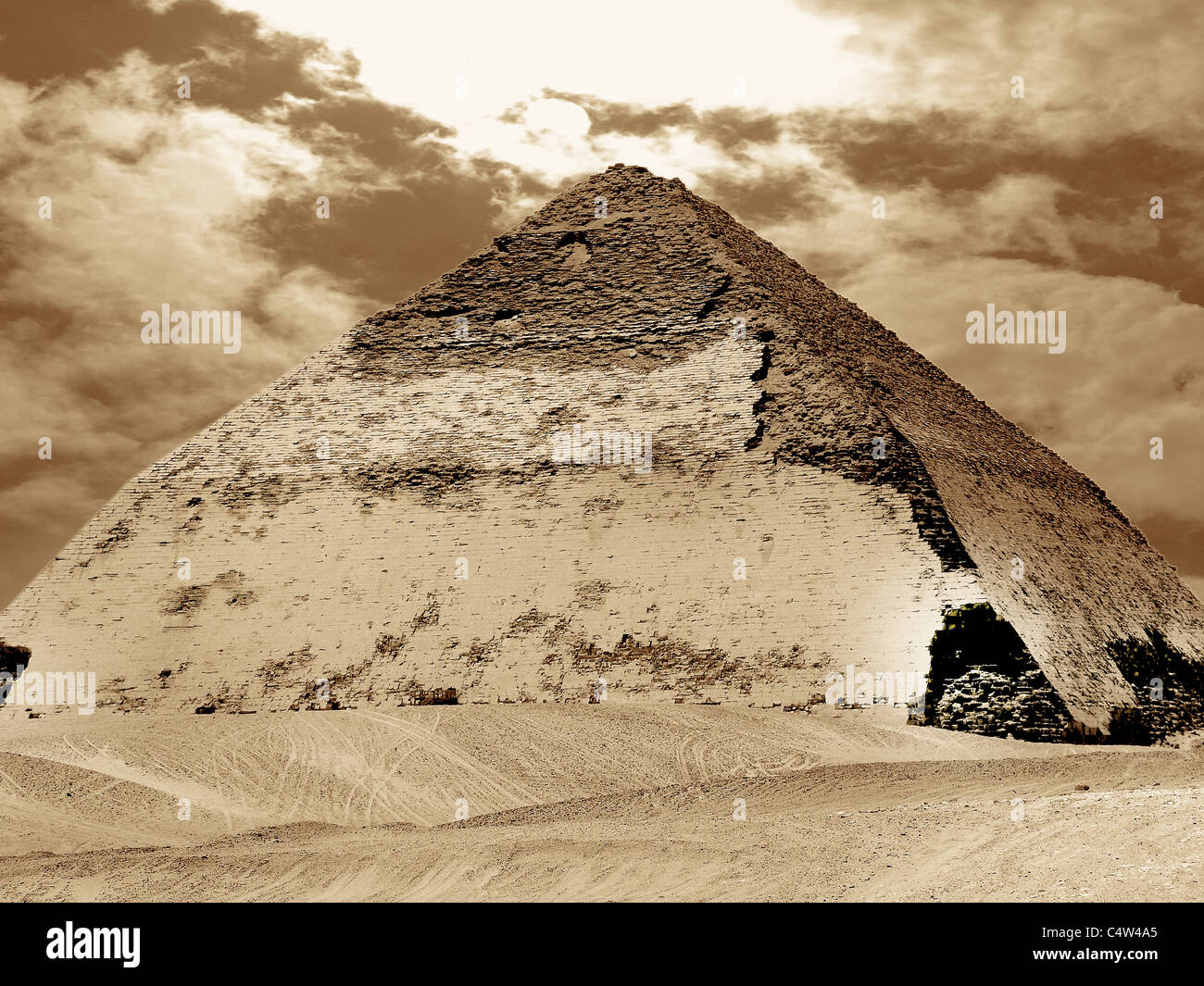 La piramide piegata a Dahshour Egitto Foto Stock