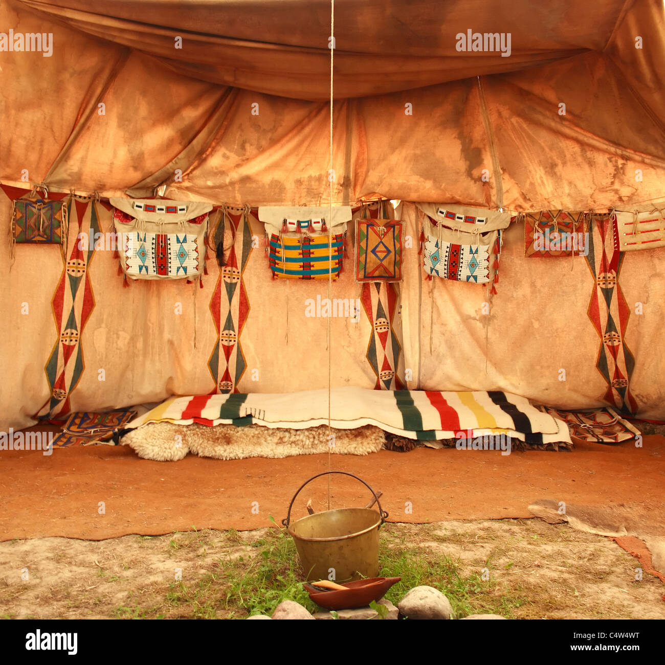 Interno della tenda indiana Foto stock - Alamy