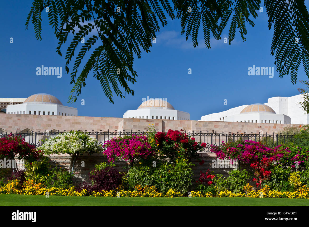 Parte del Royal Al Alam Palace e Giardini in Muscat Oman. Foto Stock