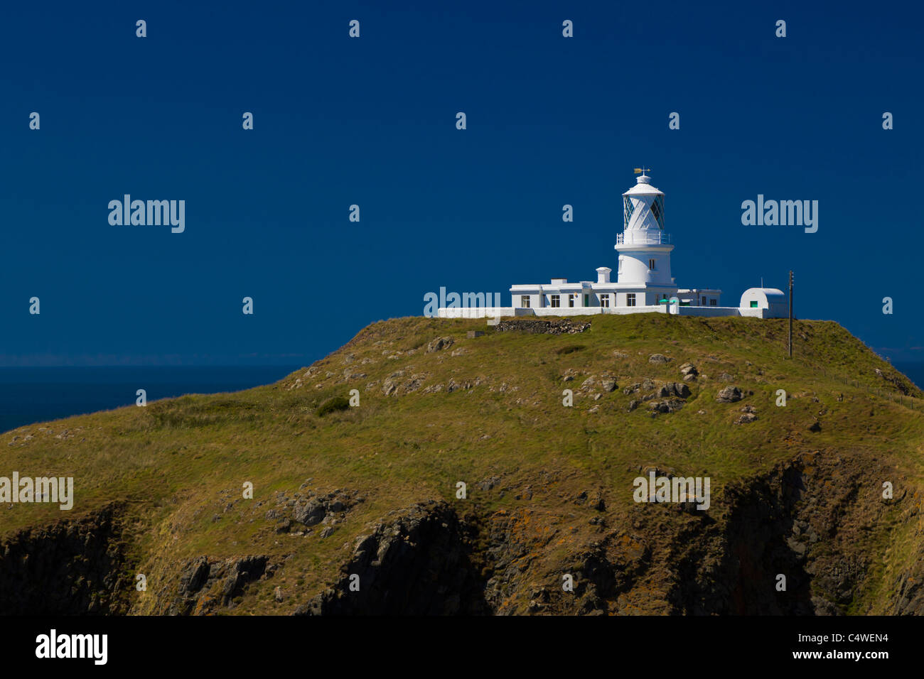 Strumble Head Lighthouse, Pembrokeshire, Wales UK Foto Stock