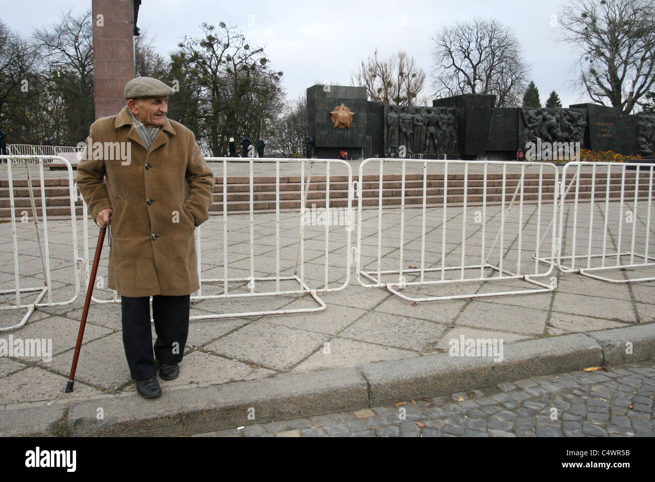 Il 7 novembre 2008. I comunisti segna il giorno della rivoluzione di Ottobre a Lviv, Ucraina Foto Stock