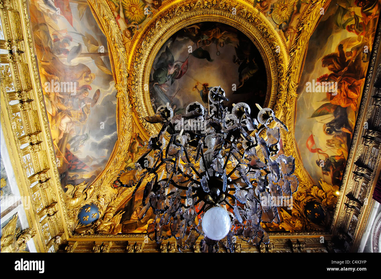 All'interno della sala degli specchi dello Chateau de Versailles, Francia Foto Stock