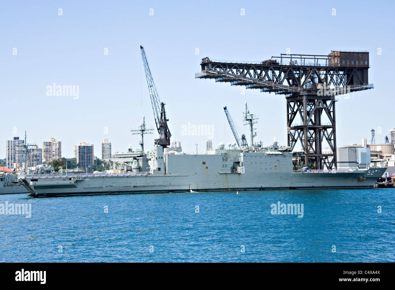 HMAS Manoora 52 Piattaforma di atterraggio Amphibious nave ormeggiata al Giardino Isola Dockyard Sydney New South Wales AUSTRALIA Foto Stock