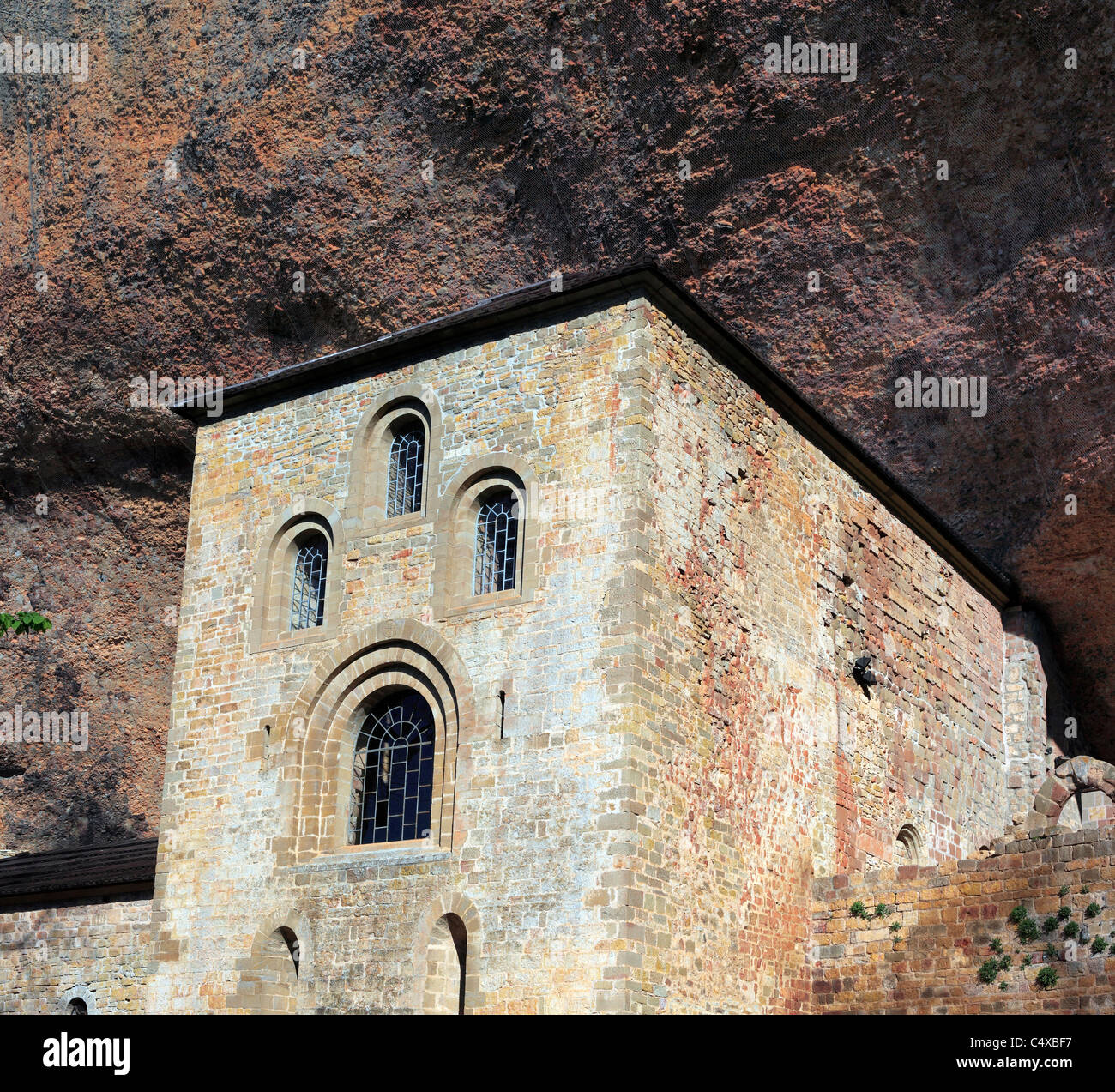 Monastero medievale di San Juan de la Peña, Provincia Huesca, Aragona, Spagna Foto Stock