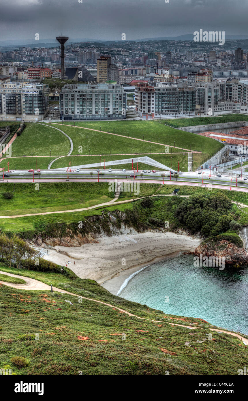 Vista della città dalla torre di Hercules, A Coruña, Galizia, Spagna Foto Stock