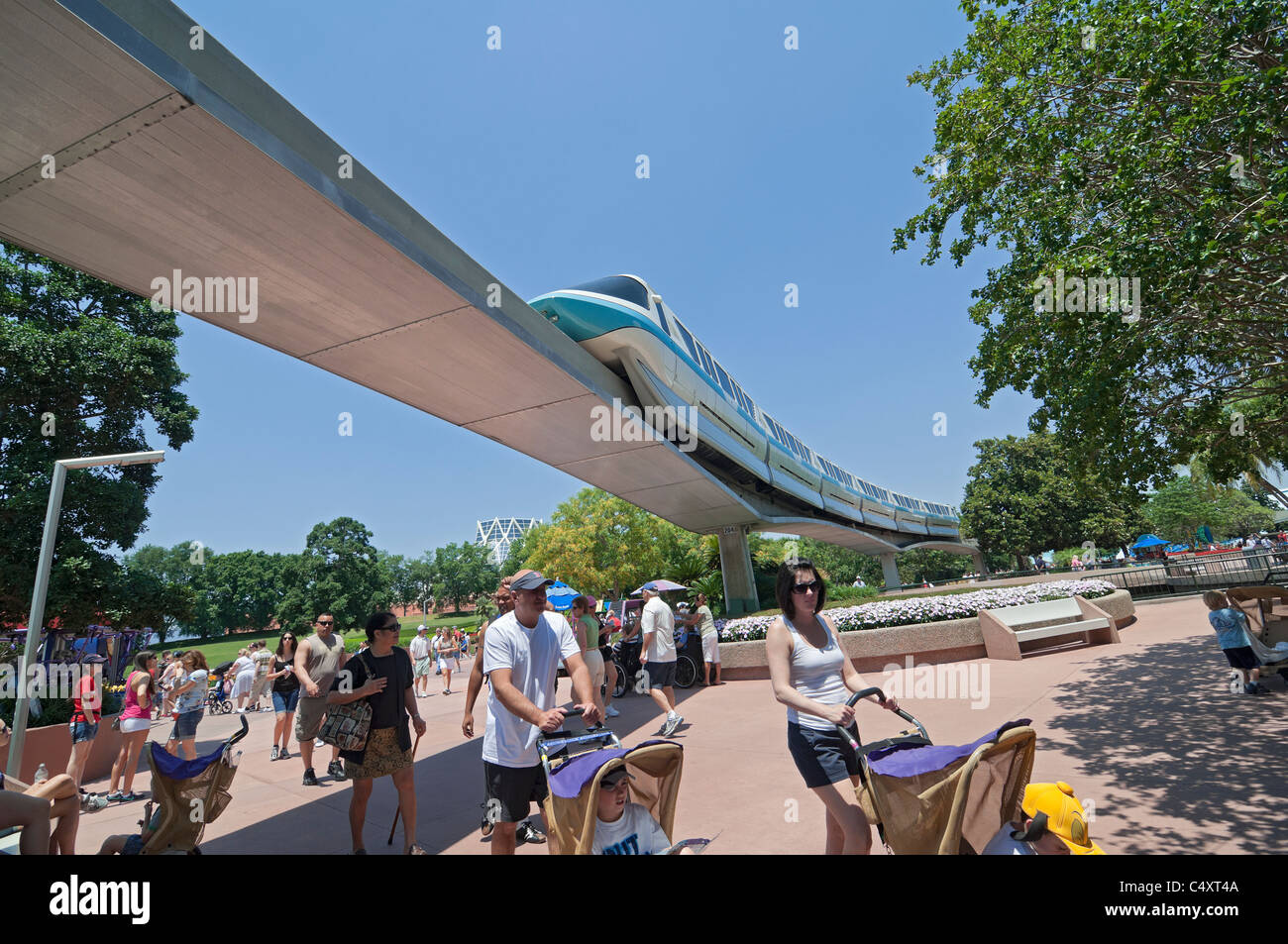 Monorotaia sistema di trasporto a Epcot Theme Park e il centro del Walt Disney World Resort a Lake Buena Vista Florida Foto Stock