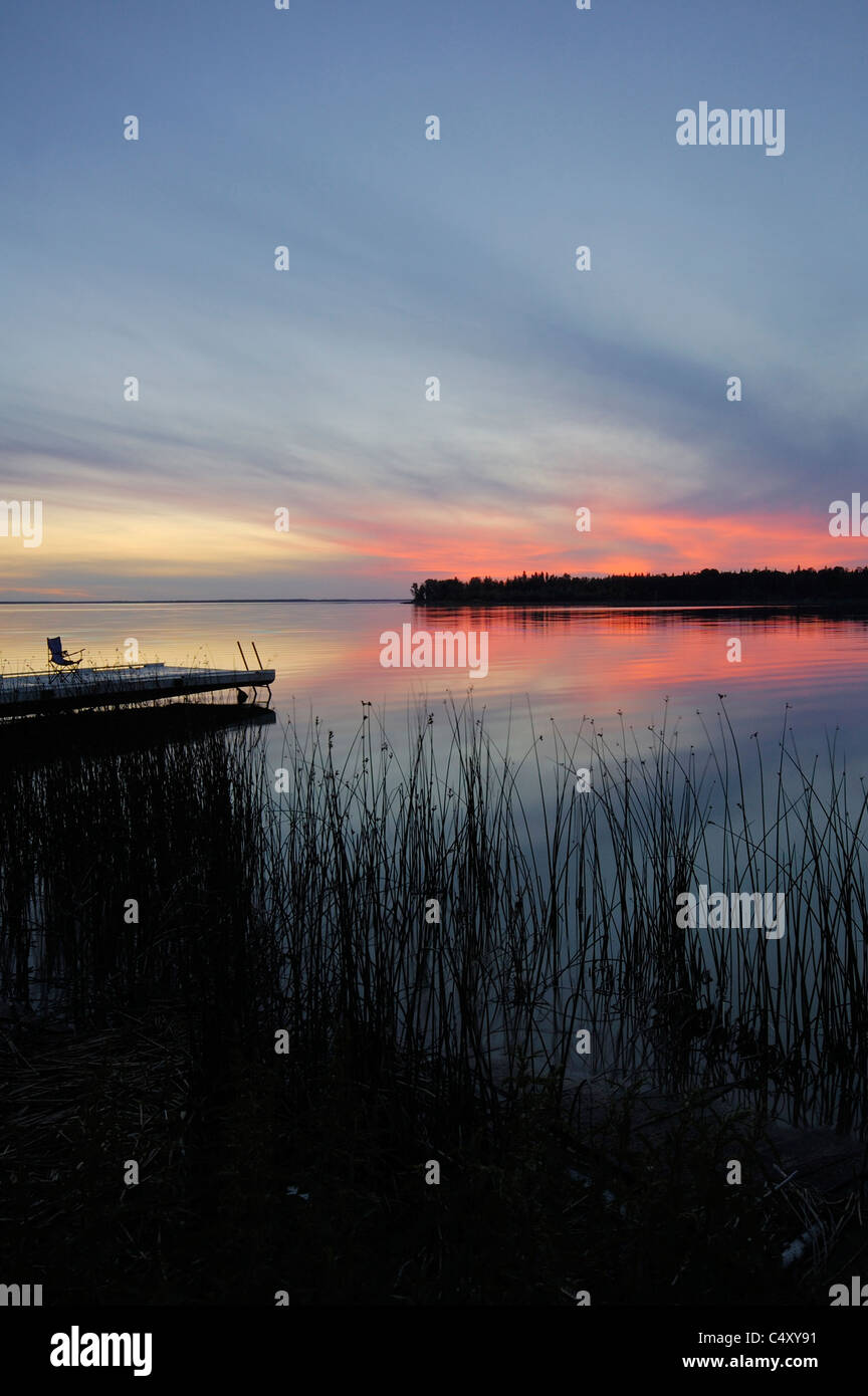 Lodge Di pesca tramonto Foto Stock