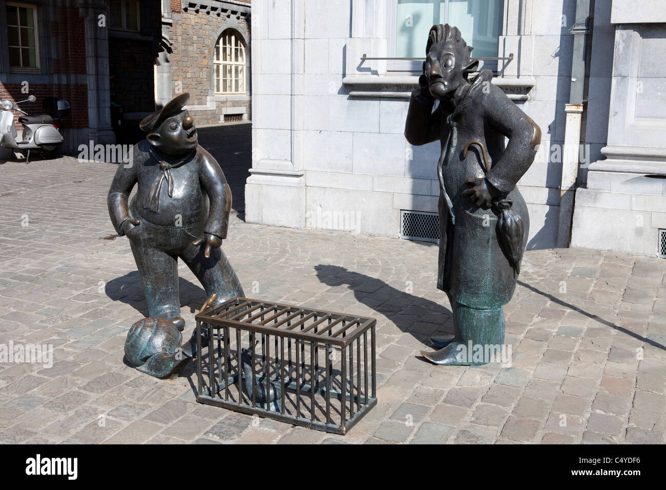 Memorial a Jean Legrand sui personaggi di cartoni animati "Giuseppe e Franchwes', Namur, Belgio, Europa Foto Stock
