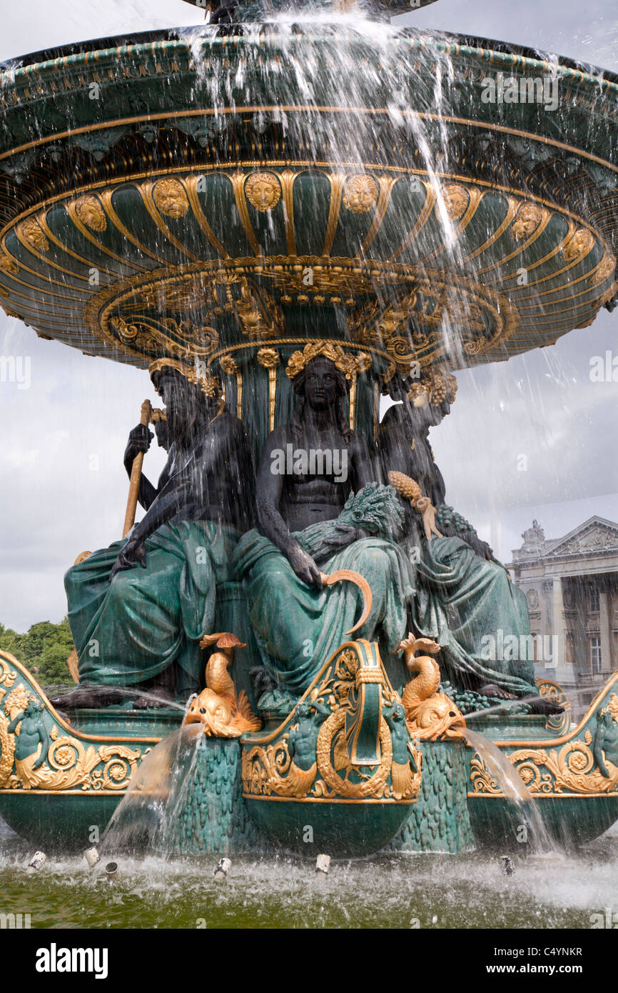 Parigi - la fontana da Place de la Concorde Foto Stock
