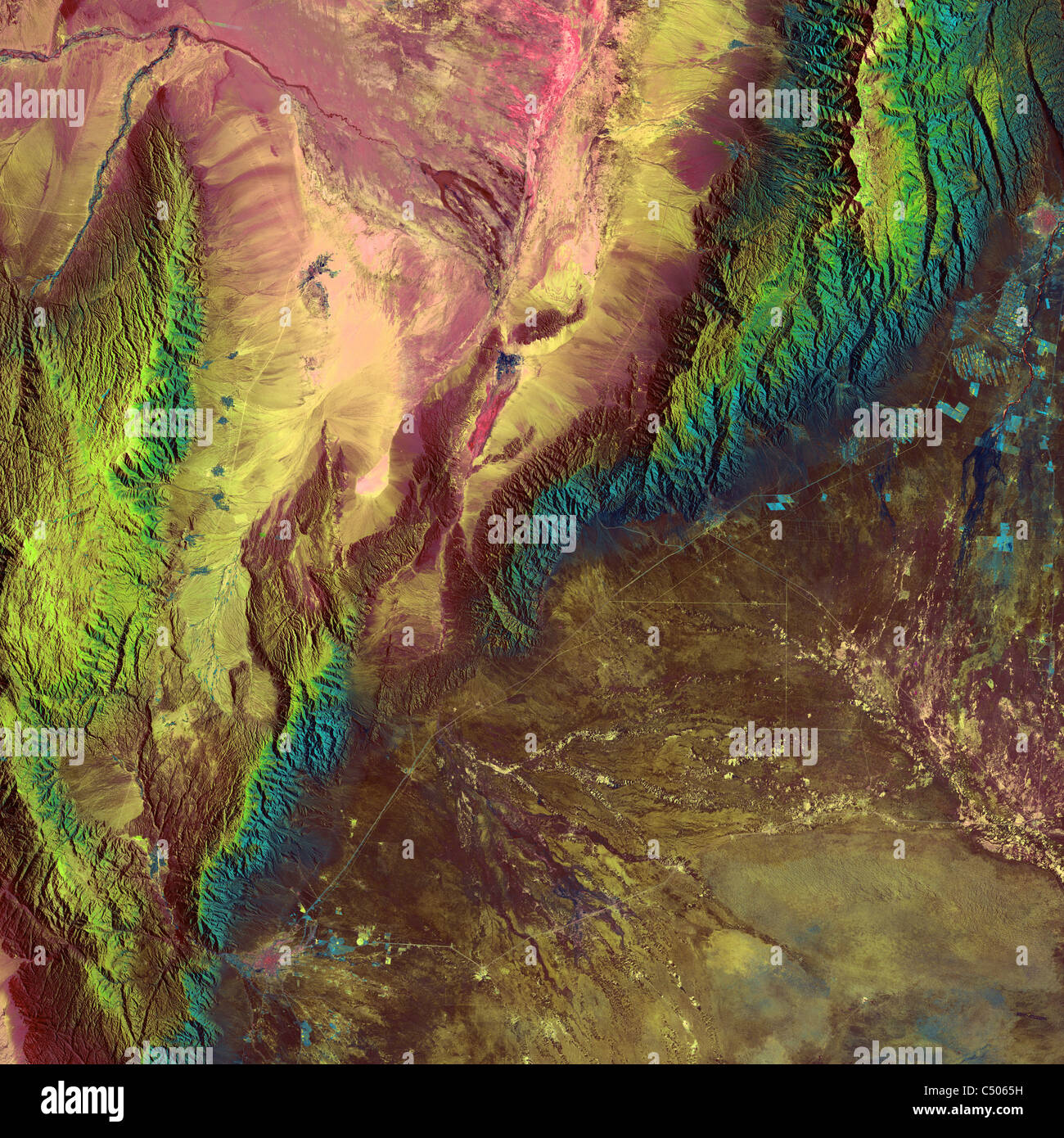 Argentina della Sierra de Velasco Mountains come dallo spazio in questo NASA immagine satellitare. Foto Stock