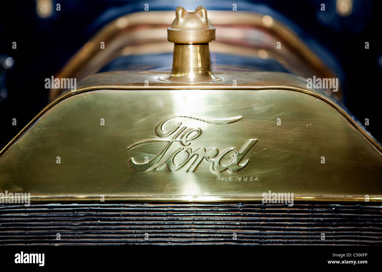 La mascotte del radiatore di una Ford del xx Foto Stock