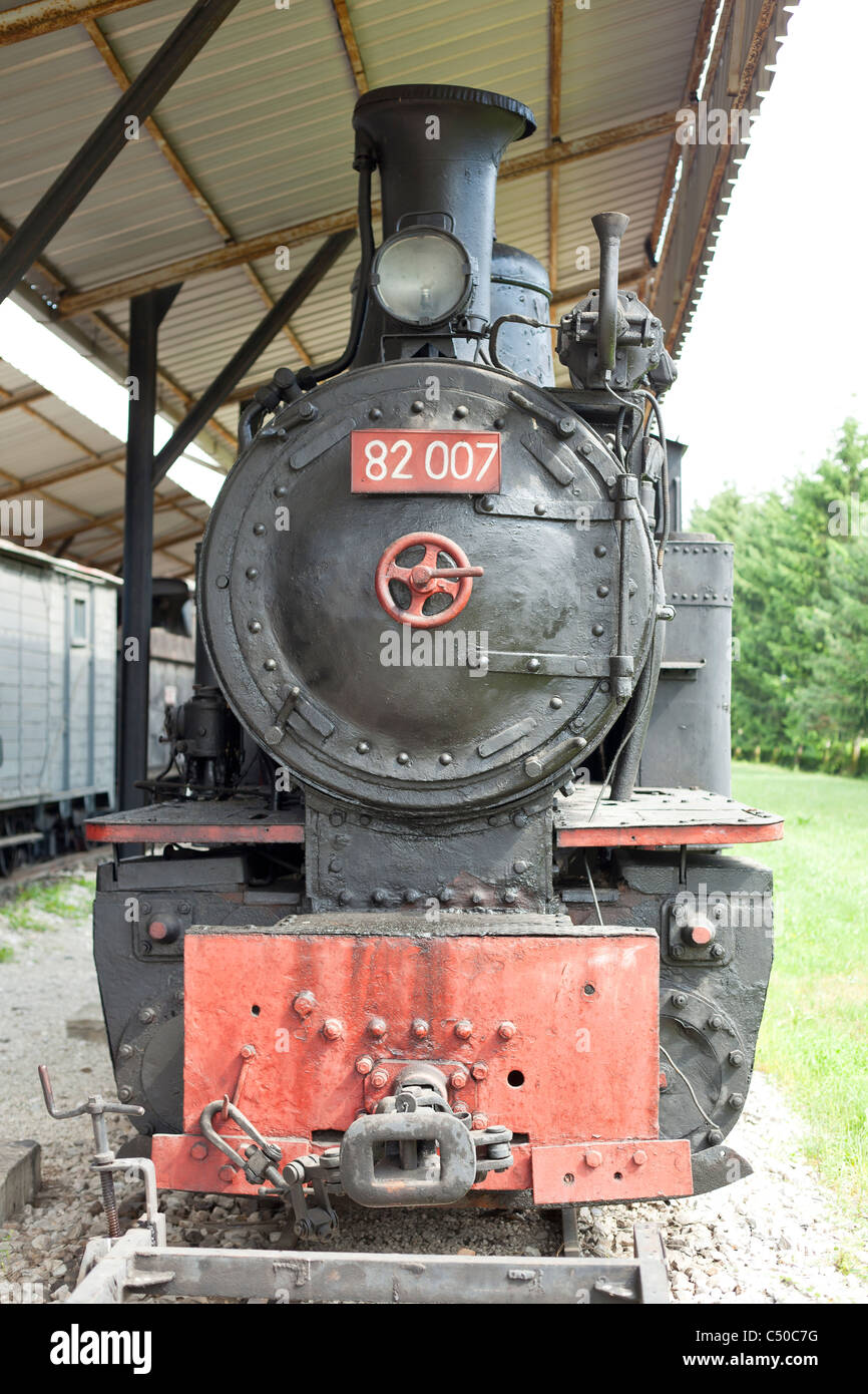 Vecchia locomotiva e museo del treno, Pozega Uzicka, Serbia Foto Stock