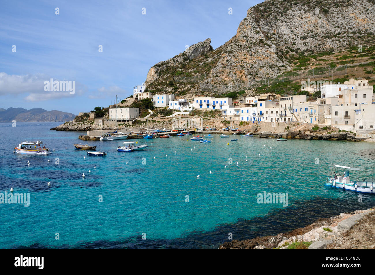 Paesino di Levanzo, Isole Egadi, Sicilia, Italia Foto Stock