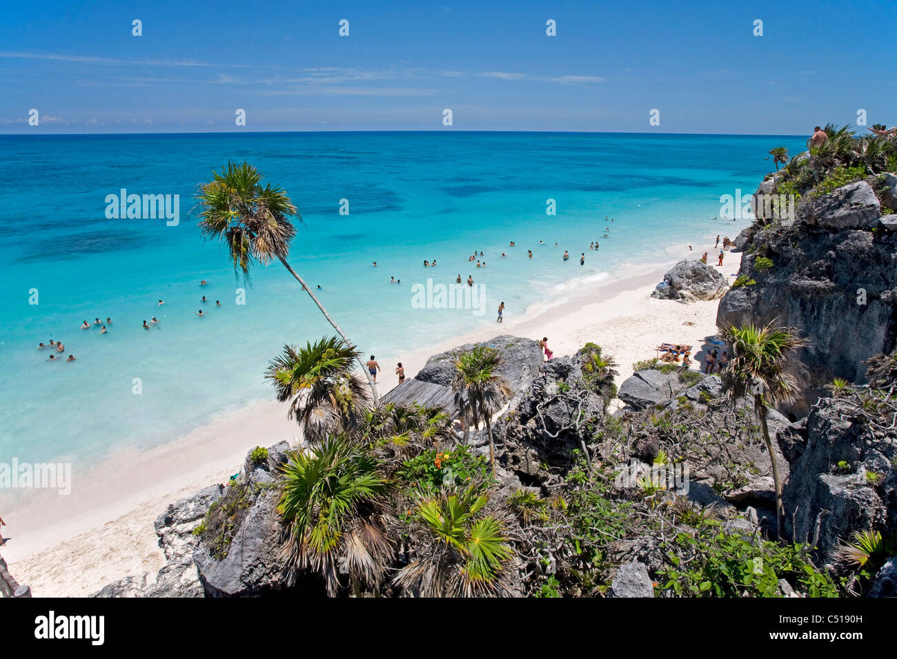Strand bei den Mayastaetten von Tulum Quintana Roo, Yukatan, Mexiko, spiaggia presso le rovine di Tulum, Yucatan, Messico Foto Stock