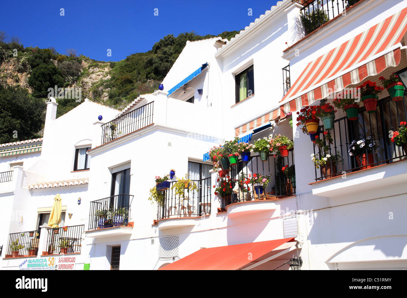 L'attraente e molto visitato la città vecchia di Frigiliana Spagna Foto Stock