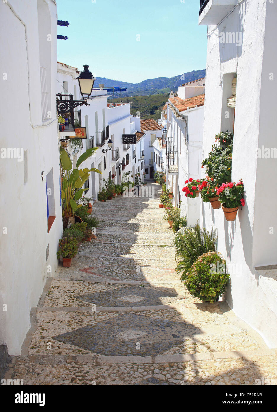 Le tranquille strade della pittoresca Frigiliana Spagna Foto Stock