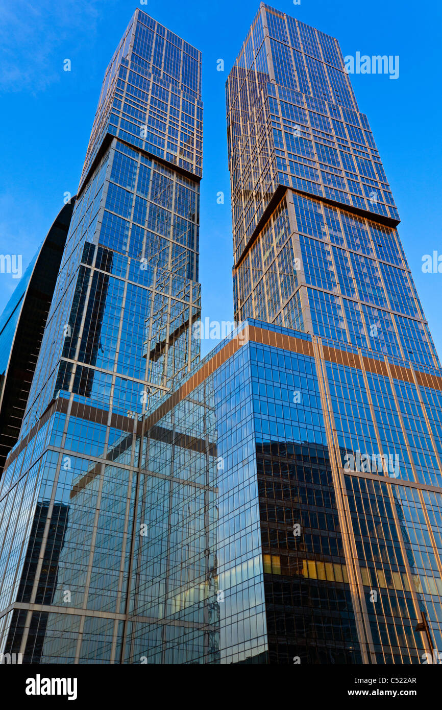 Grattacieli, stiramento al cielo. Foto Stock