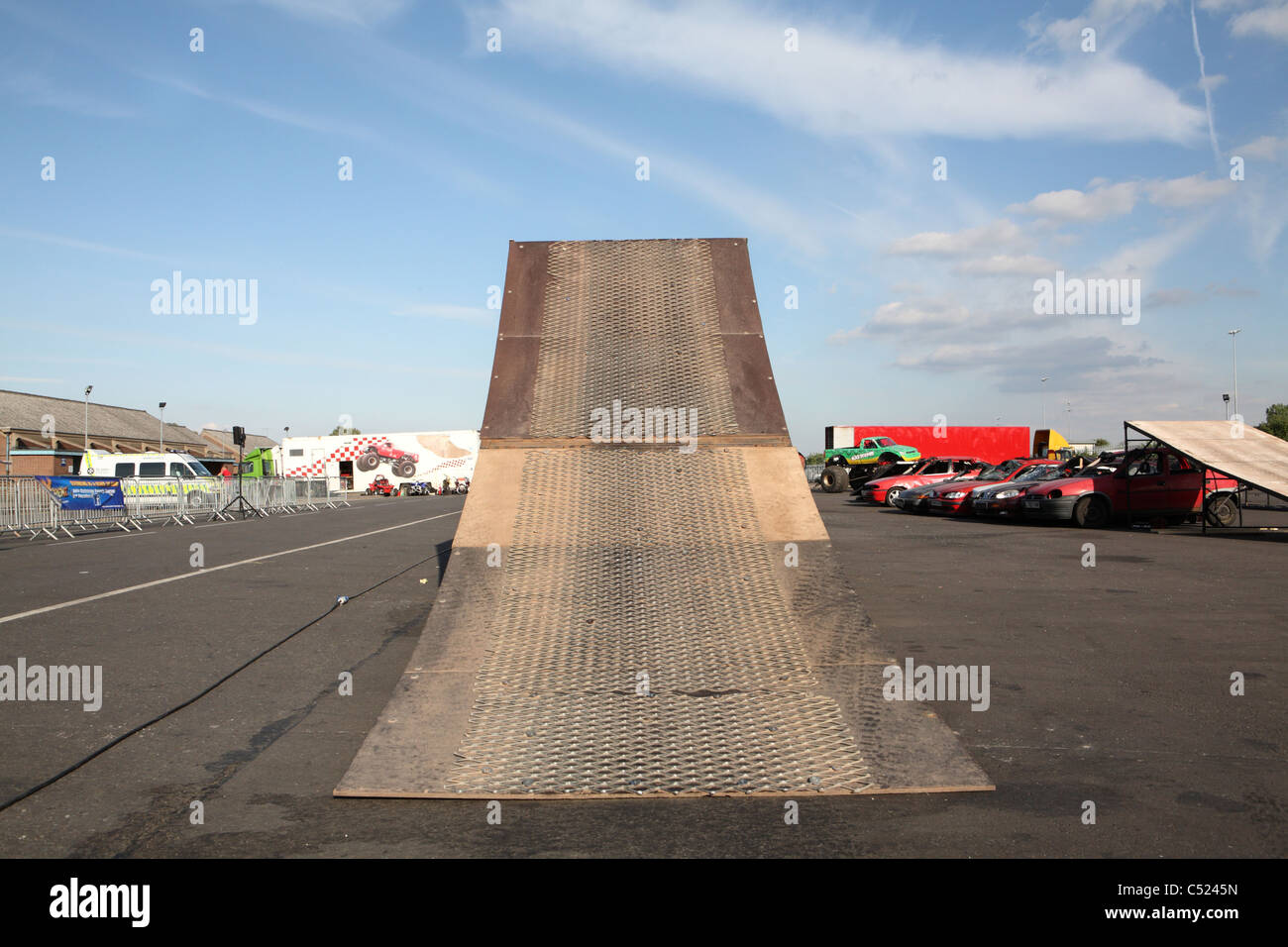 Ciclo motore rampa di lancio a uno stunt show Foto Stock