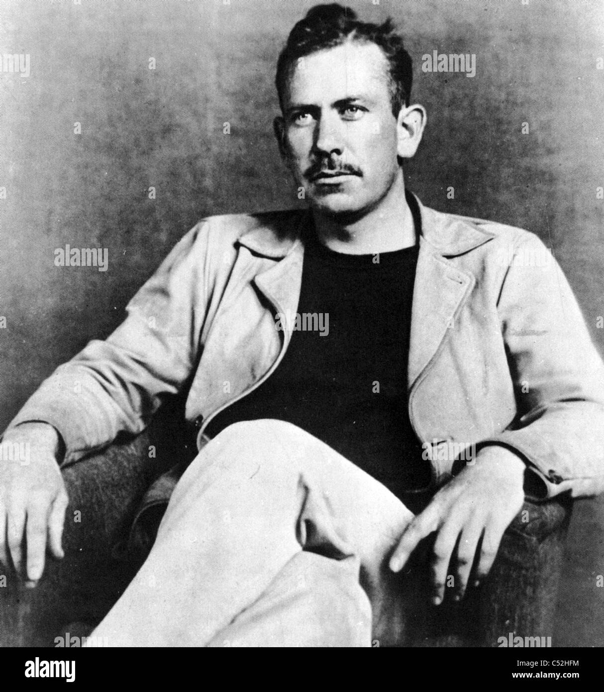 JOHN STEINBECK (1902-1968) American auhor Foto Stock