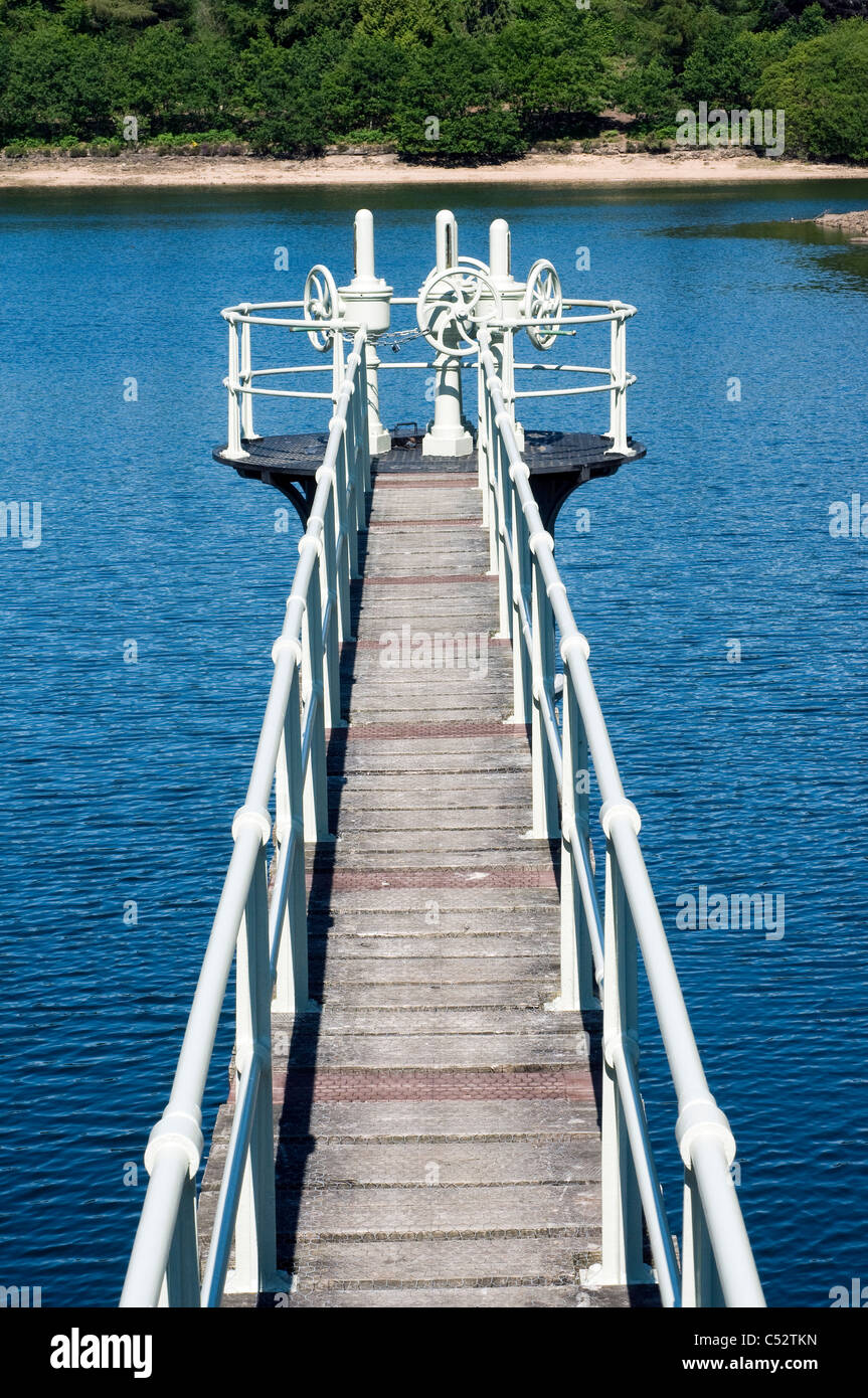 A nord di Bovey Tracey e a sud di Moretonhampstead. Tottiford fu il primo serbatoio per essere costruito nel Parco Nazionale di Dartmoor Foto Stock