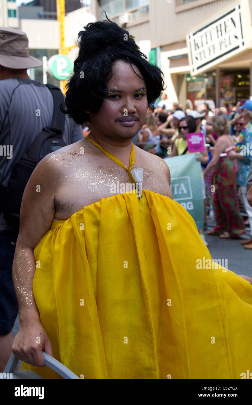"Cross Dresser' 'drag regina 'mun vestito come donna" Foto Stock