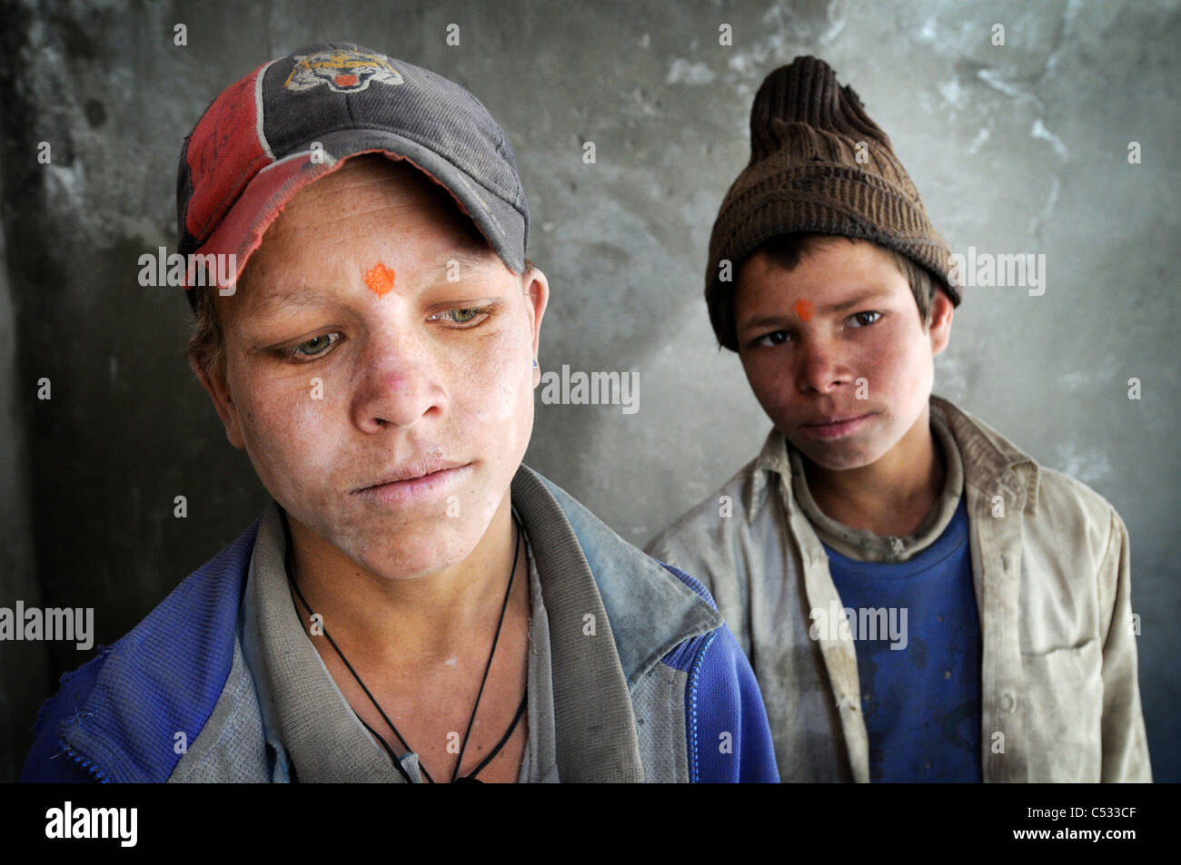 Il nepalese bambino operai in India. Foto Stock