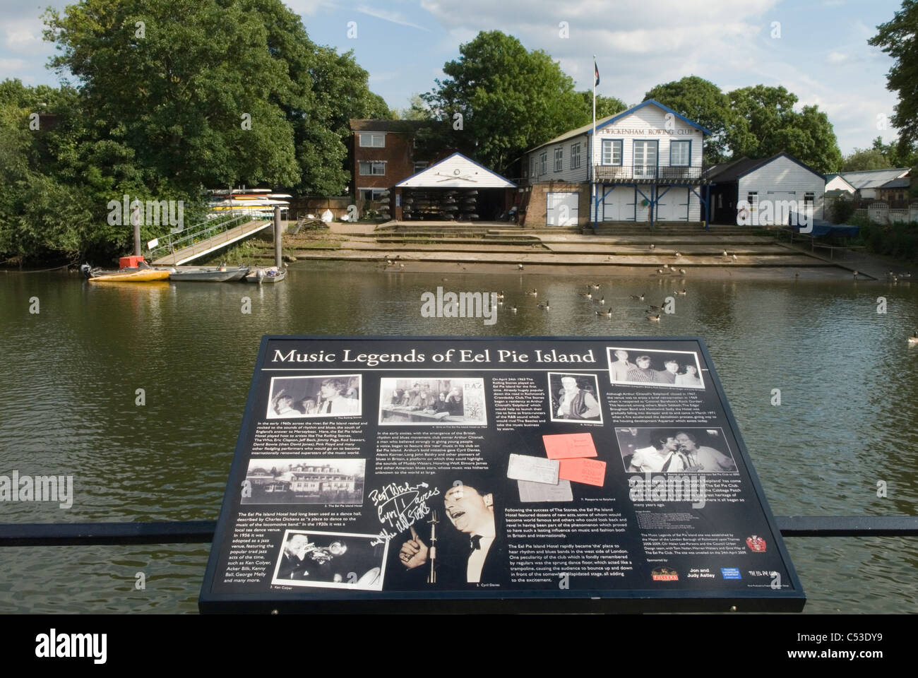 Isola di Eel Pie. Leggende musicali dell'isola di Eel Pie. Twickenham Middlesex. Inghilterra. HOMER SYKES Foto Stock